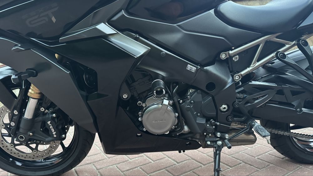 Suzuki GSX-S1000GT 2022 рік Сузуки