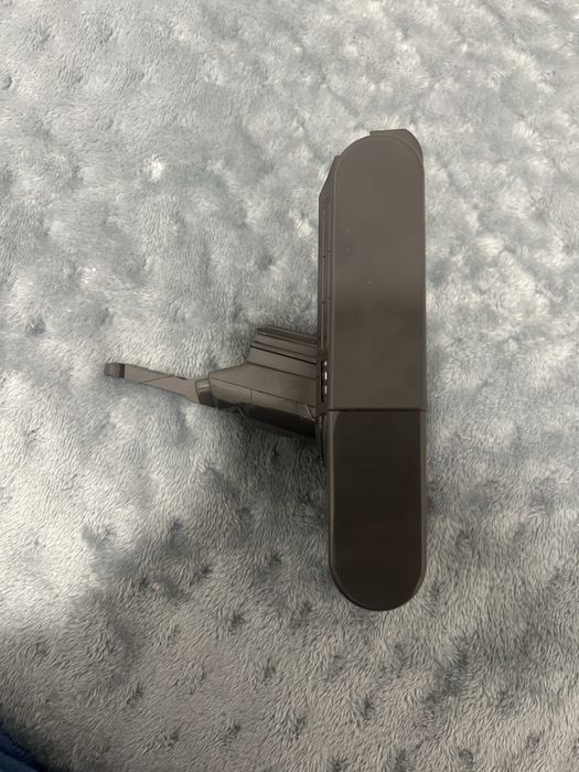 Bateria de aspirador dyson v8  NOVA