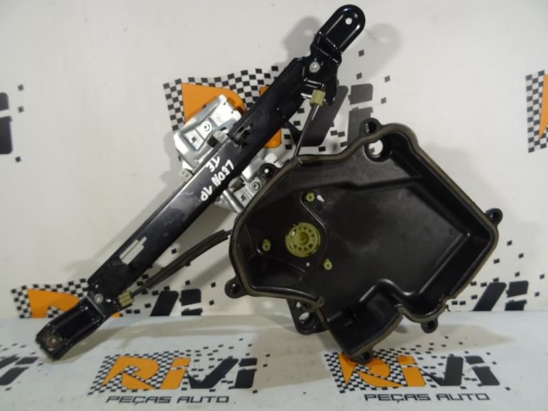 Elevador vidros trás esquerdo SEAT Leon (1P1)