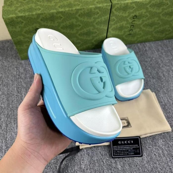 Klapki Gucci-od ręki