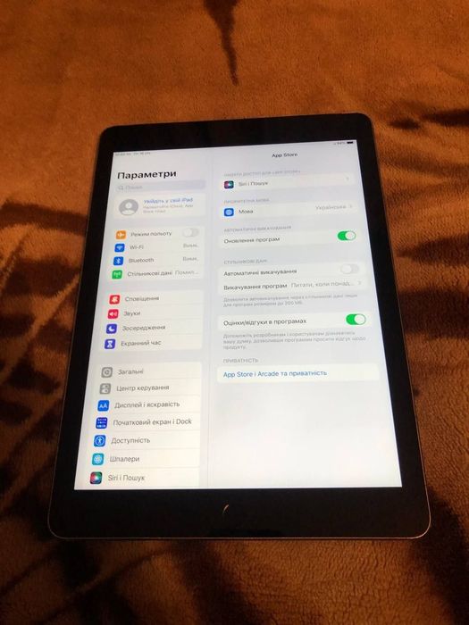 Продаю планшет Apple Ipad Air 2