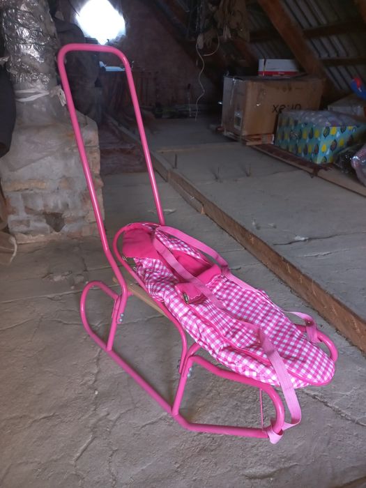 Дитячі санки із спинкою /ручкою і чехлом рожеві зимові санчата