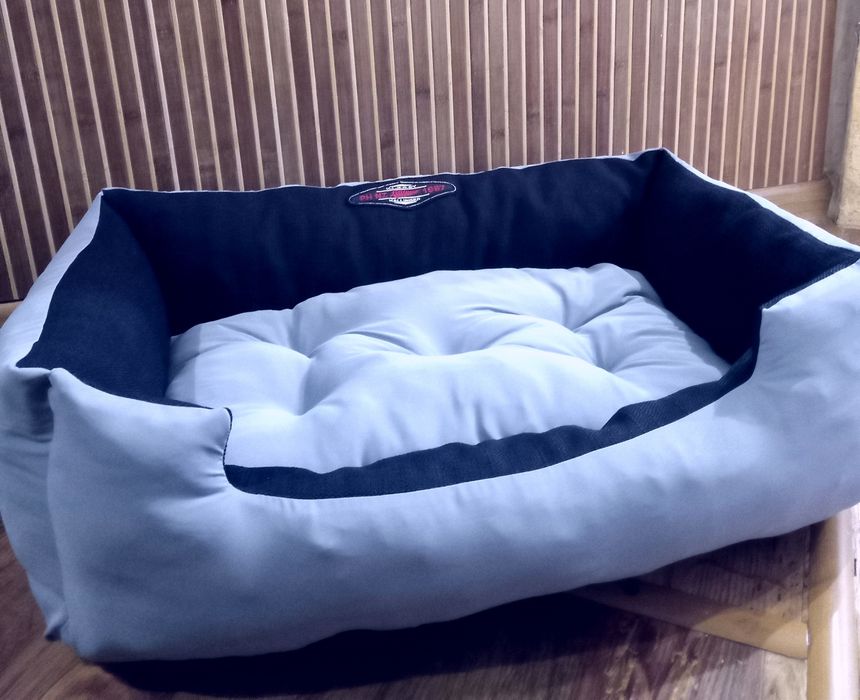 Лежак для  середніх собак
