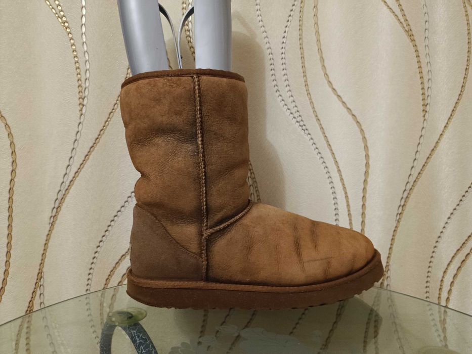 Супер теплые ботинки UGG Classic Short Bomber натур кожа на овчине