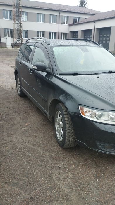 Продаю Вольво V50 2.0 дизель 2009року