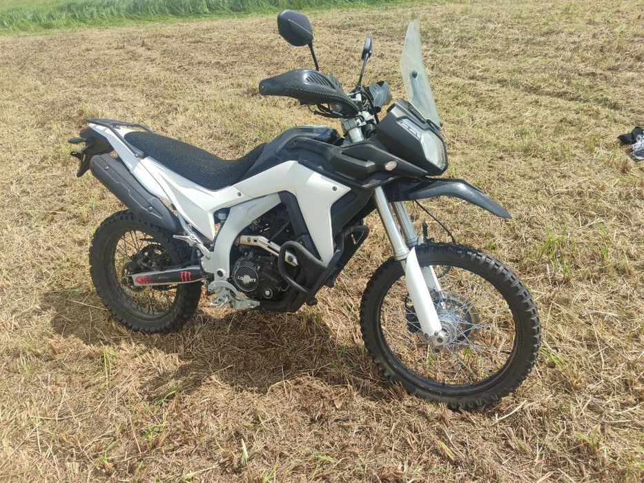 Продам Loncin 250 RALLY на білих доках