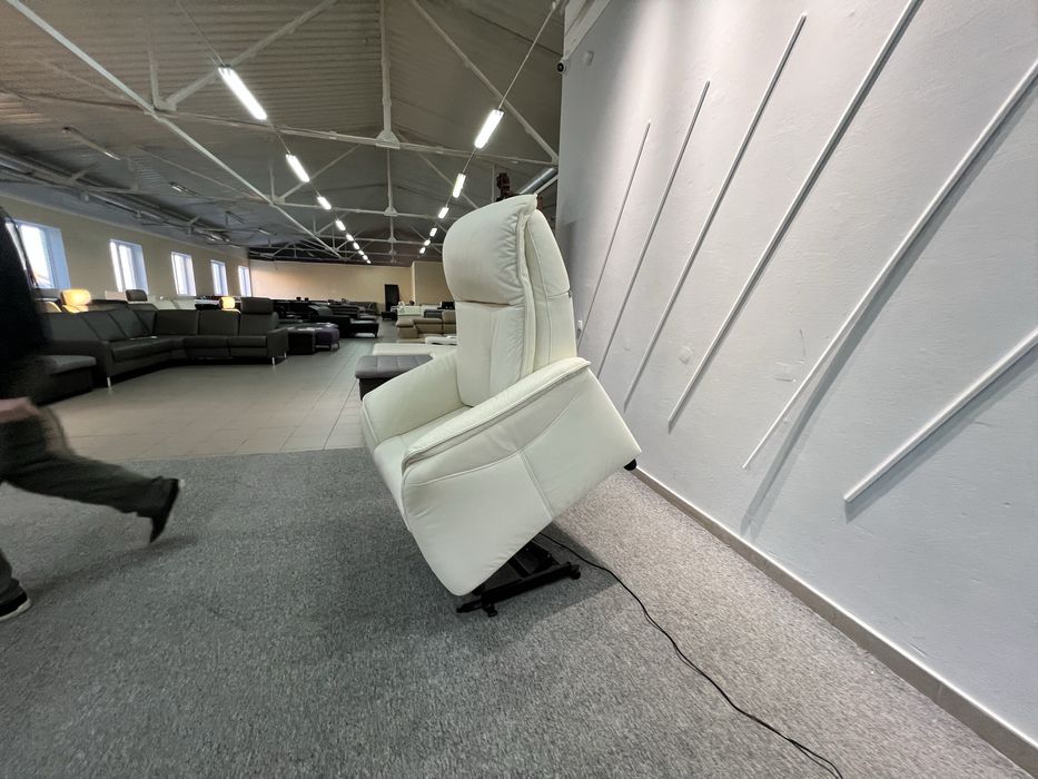 Кріло шкіряне реклайнер електро привід біле релакс