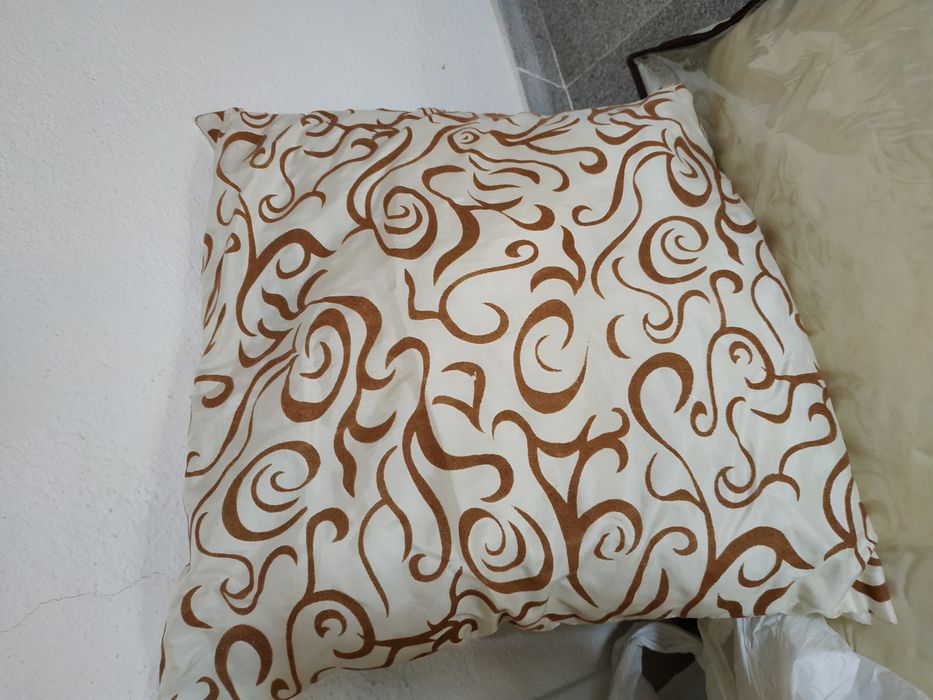 Almofadas como novas