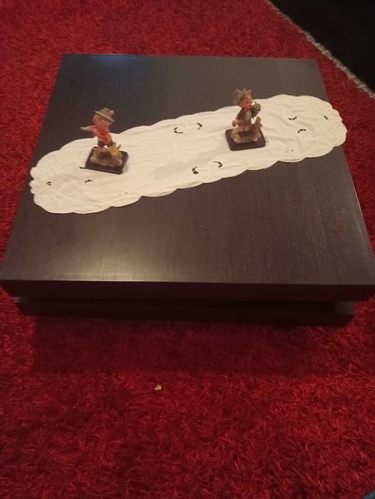 Mesa de centro em madeira