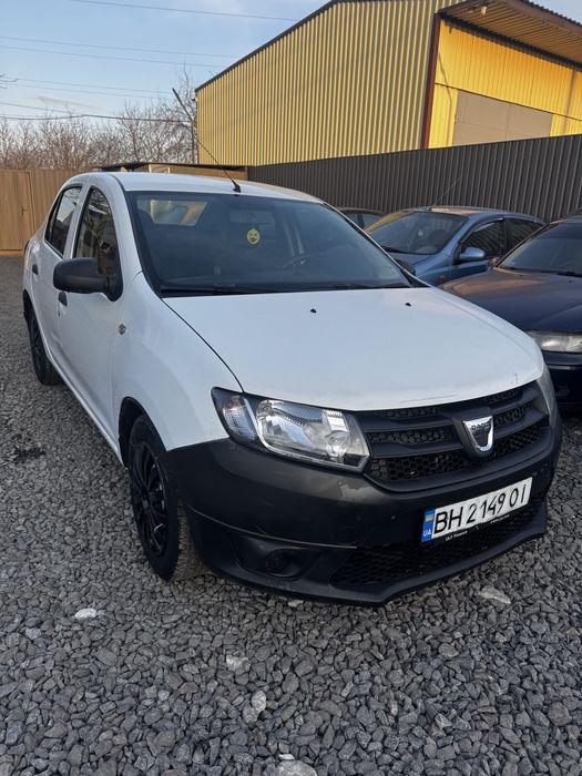 Продам Dacia Logan 2016 год 1.2л Газ-бензин