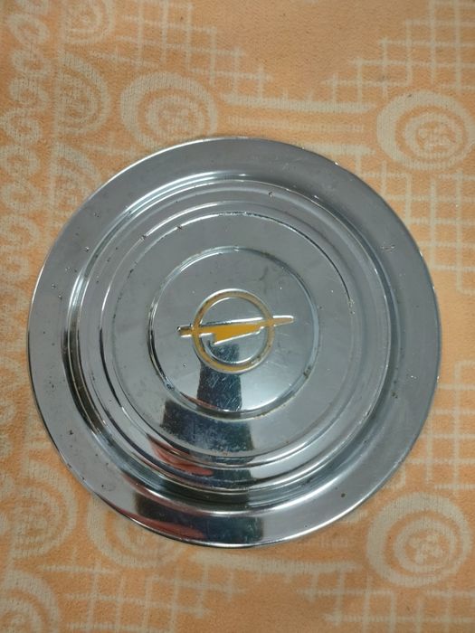 Tampões originais Opel Rekord anos 60.
