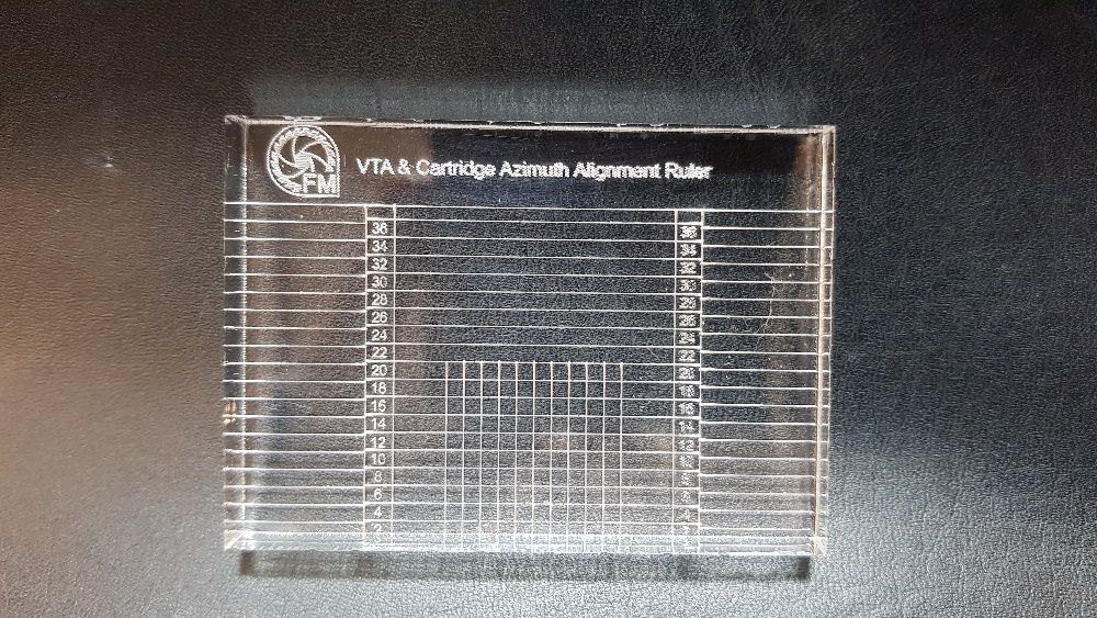 Dispositivo para Alinhamento de Azimute e VTA para Gira Discos