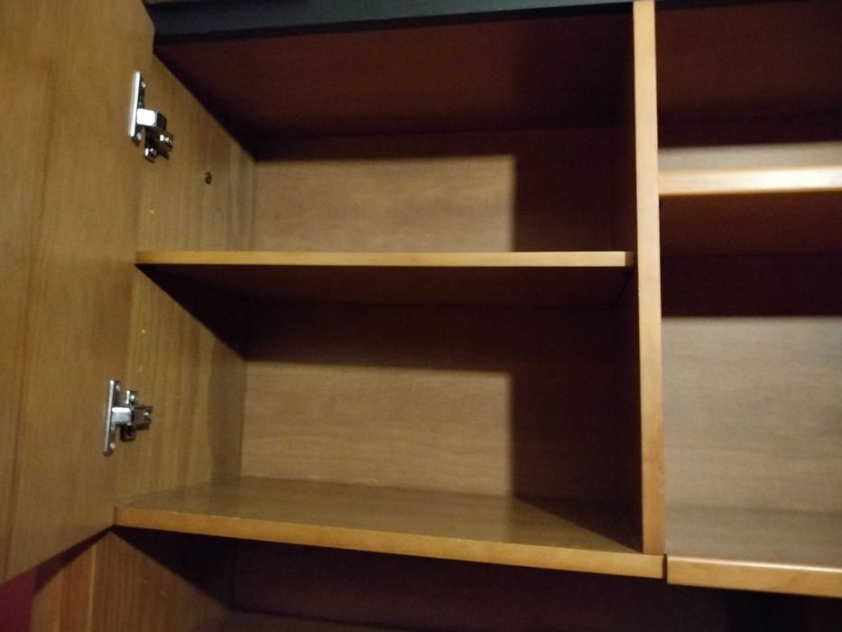 Estudio comp.196 larg.86,5 altura 55 armário altura 2 metros largura35