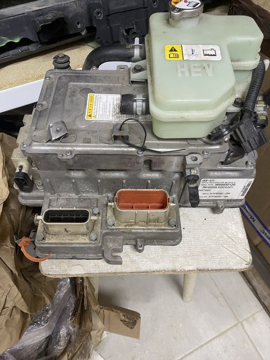 Инвертор Hyundai Sonata Hybrid 15-17. Kia Optima 16-18