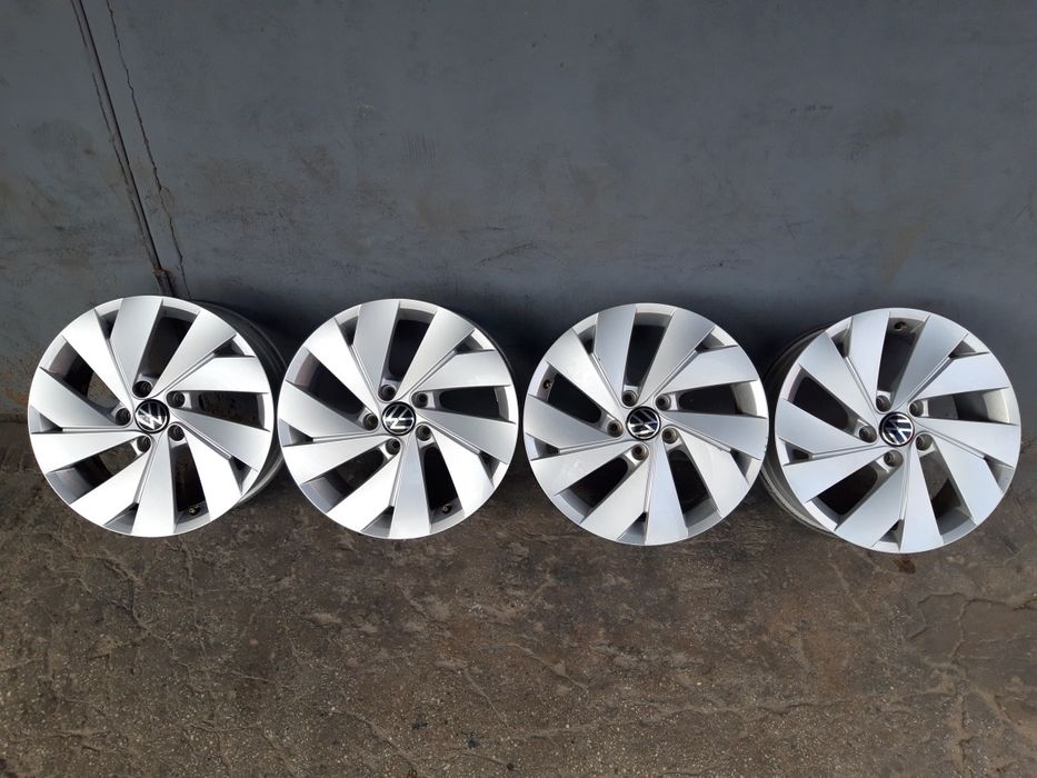 Комплект легкосплавних дисків Volkswagen 5/112R17