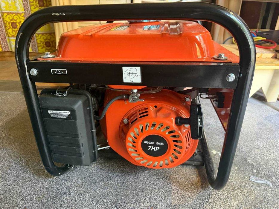 Бензиновый генератор SPEKTR SGG-3800 7HP / 220В