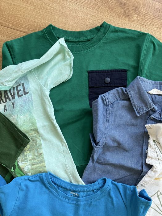 Zestaw ubrań r. 110/116