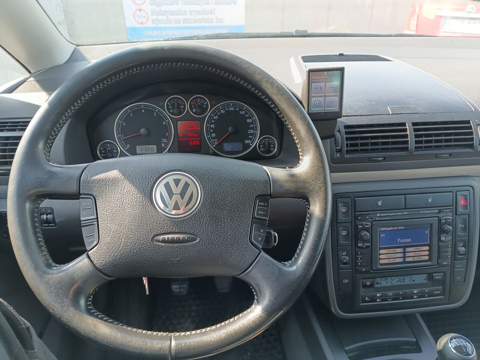 Sharan UNITED 2.0  benzyna 115 km