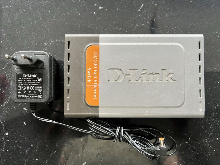Мережевий комутатор D-link DES-1008D, свич, switch