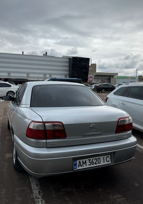 Opel Omega b 2.2