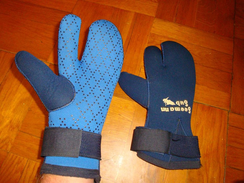 Варежки неопреновые SEEMANN SUB, размер M ( 17-19 см ), толщина 7 мм