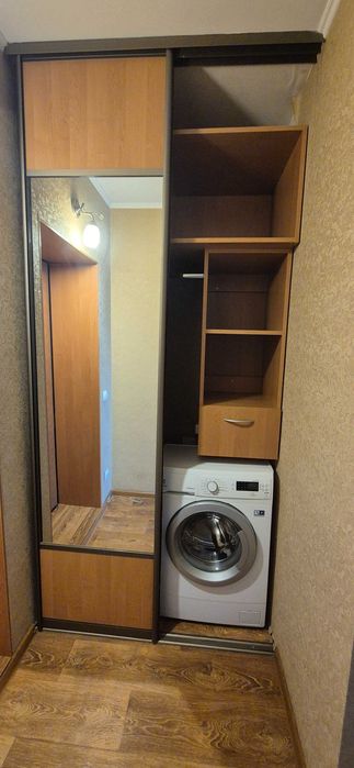 Продам 1 к.квартиру  з ремонтом ПЗР