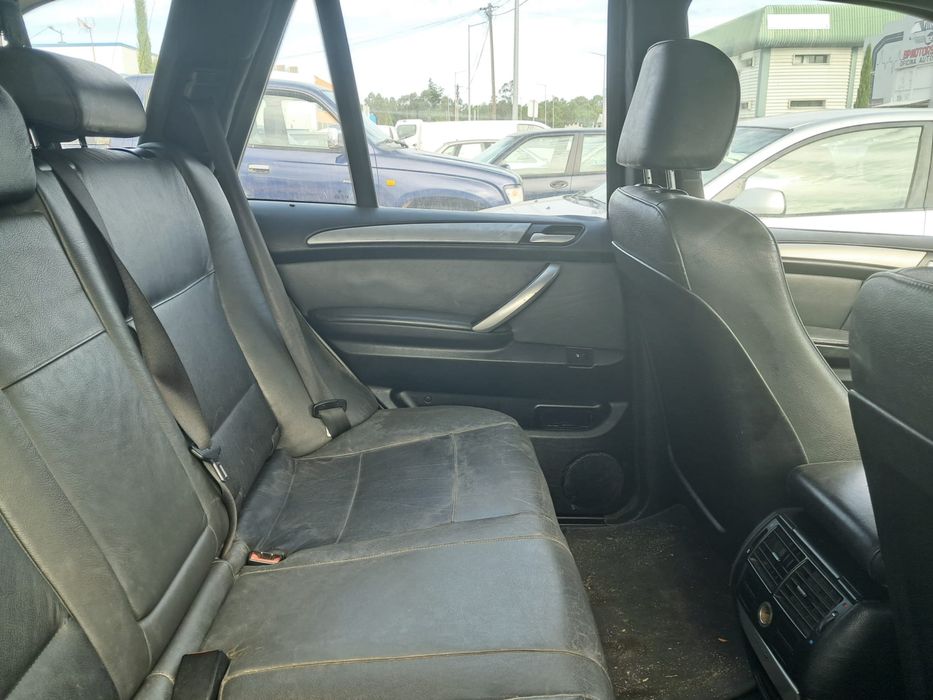 SUV BMW X5 (E53)