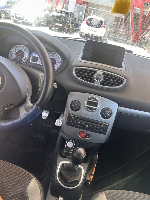 Renault clio 3 GT Sport