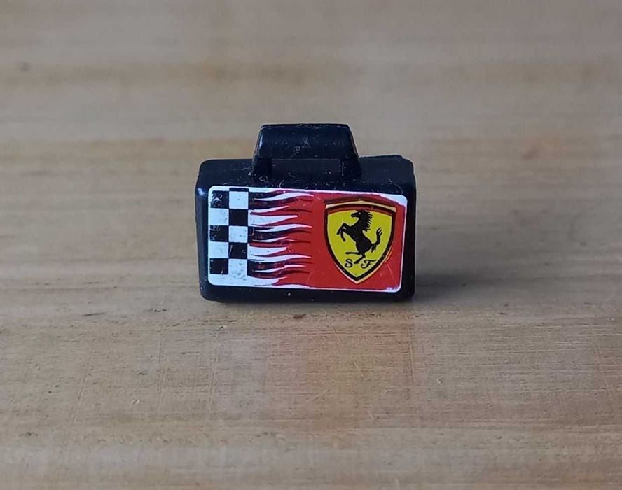 Lego - 4449pb01  - Walizka z logo Ferrari