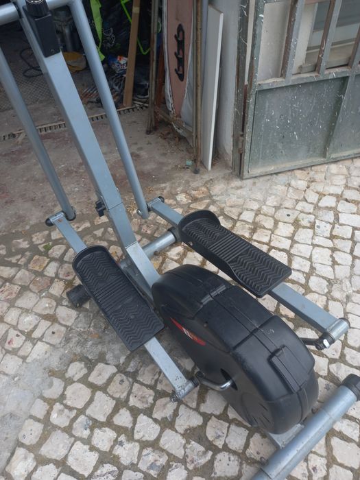 Máquina de exercícios447379422882058241