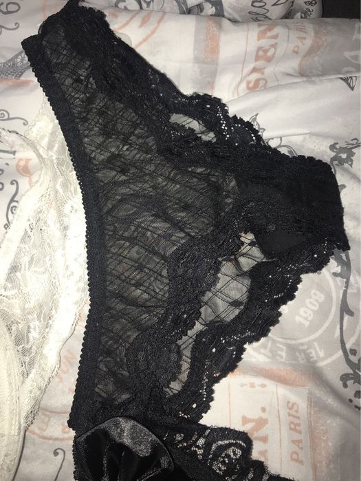 Білизна: стрінги труси чорні та бюстгалтер білий зі стразами все б/у