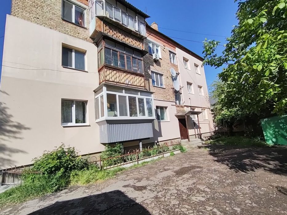 Перспективна 1-кімнатна квартира у Василькові (Житло або Бізнес)