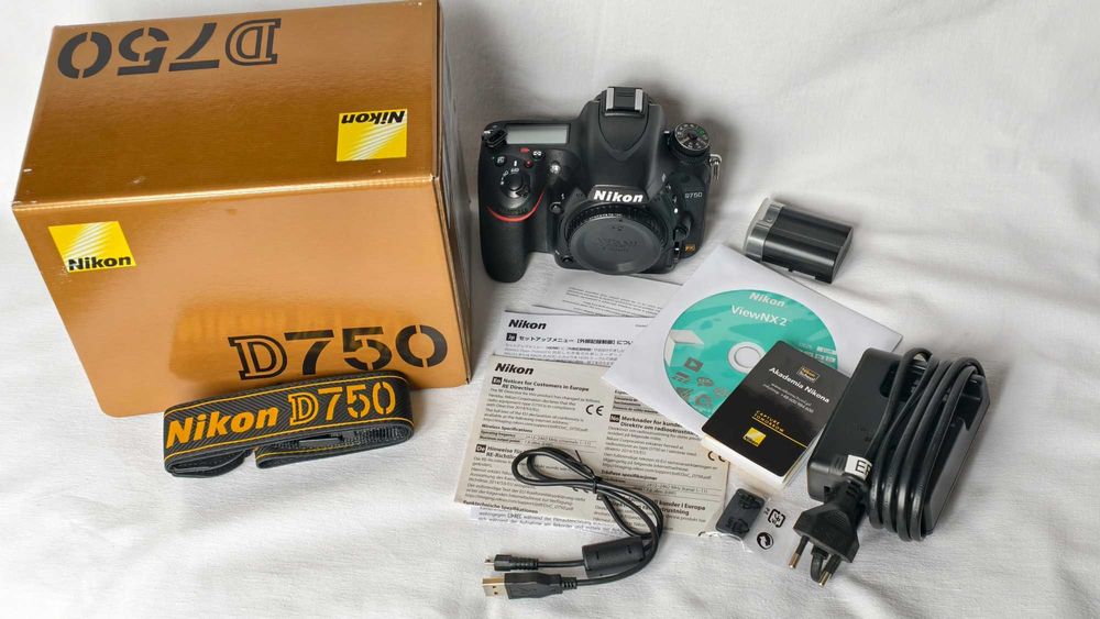 Nikon D750 samo body