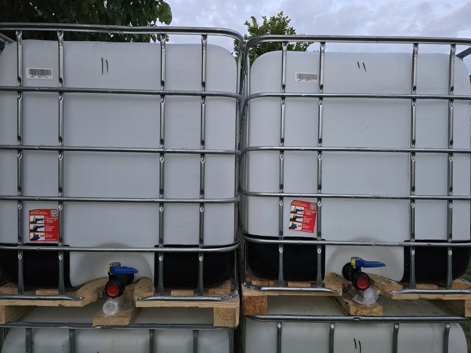 Pojemnik 1000 L 600 Litrów Zbiorniki Beczka Nawadnianie Podlewanie Deszczówka  Olej Napędowy Szambo IBC Tanklapa DPPL Kontener Schutz Paleta UN  600L