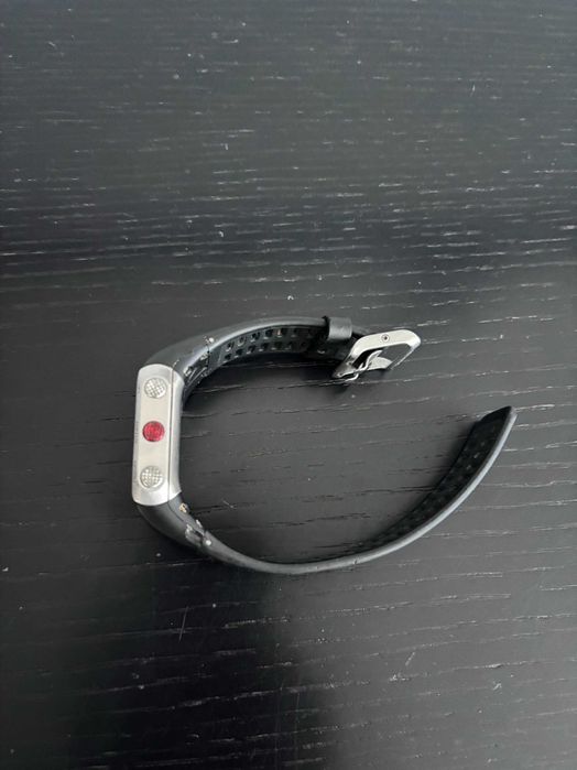 Relógio Polar V800 (com fita e sensor de frequência cardíaca)