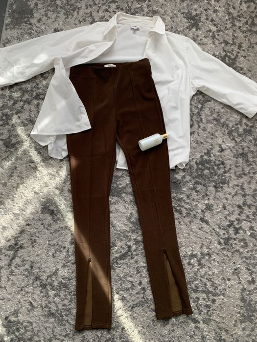 Трендові шоколадні лосини з розрізами