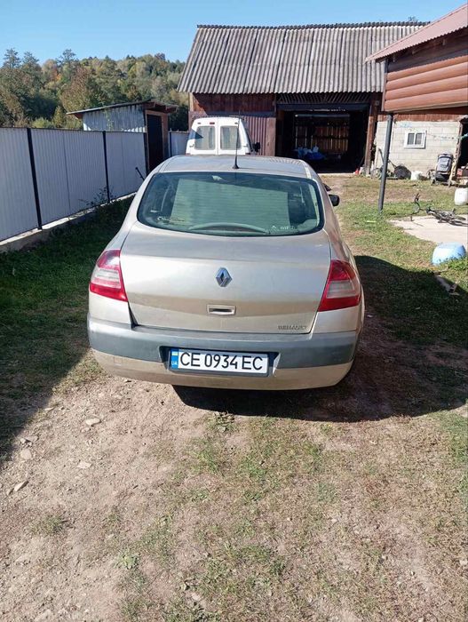 Продам економну машину