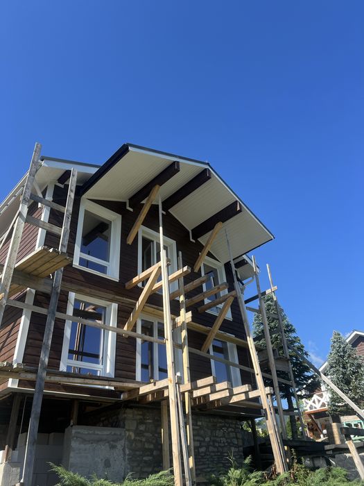 Будівництво будинків