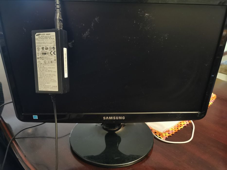 Monitor Samsung S19A100N