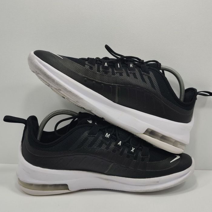 кросівки Nike Air Max Axis