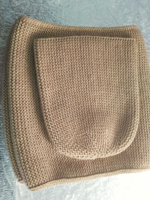 Комплект шапка і хомут бежевий