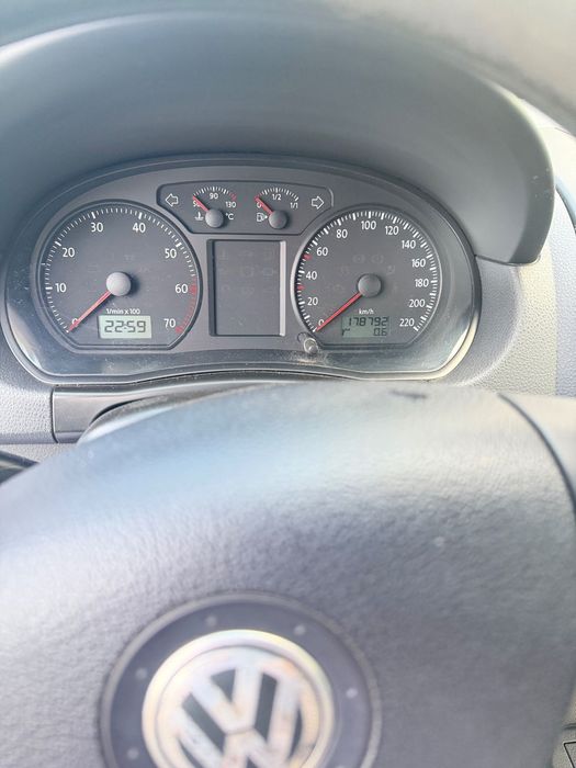 Volkswagen Polo Idealny miejski samochód Volkswagen Polo 2008