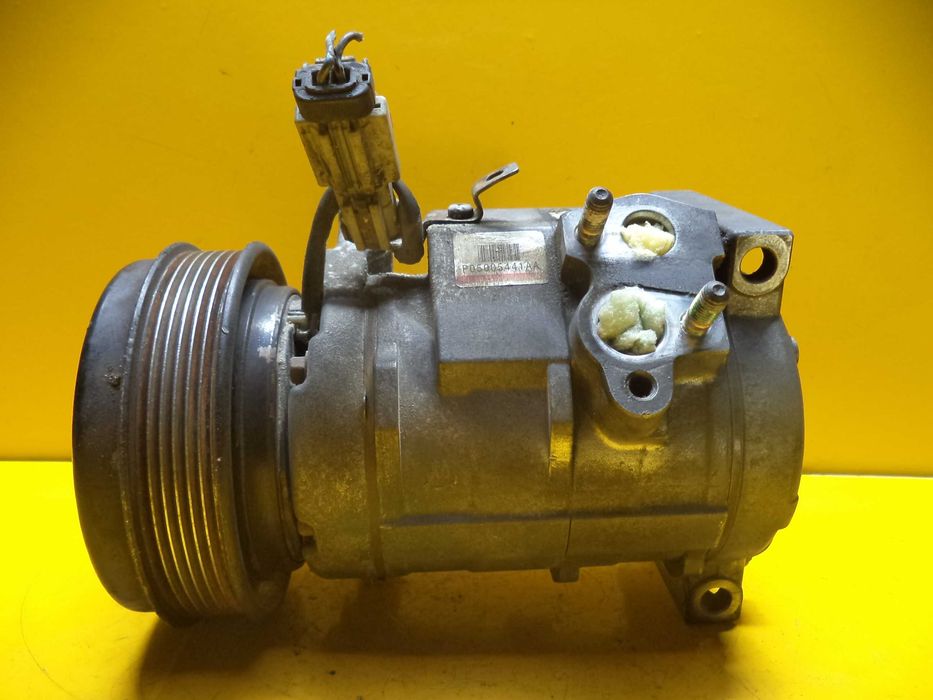 Компрессор кондиционера Chrysler Voyager 4 Dodge Caravan (3,3-3,8)