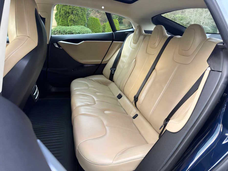 Tesla Model S      2013