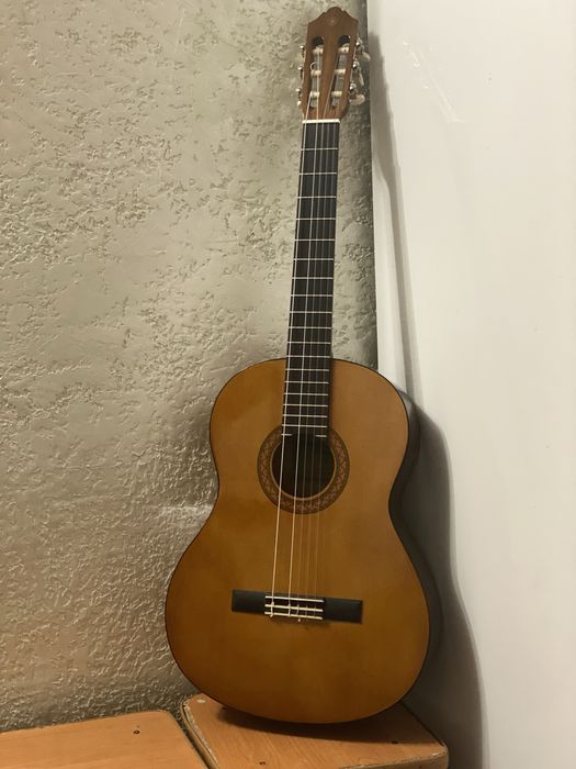 Гитара Yamaha C40