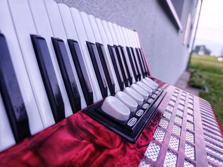 Akordeon Hohner Student 72 basów 3 chóry