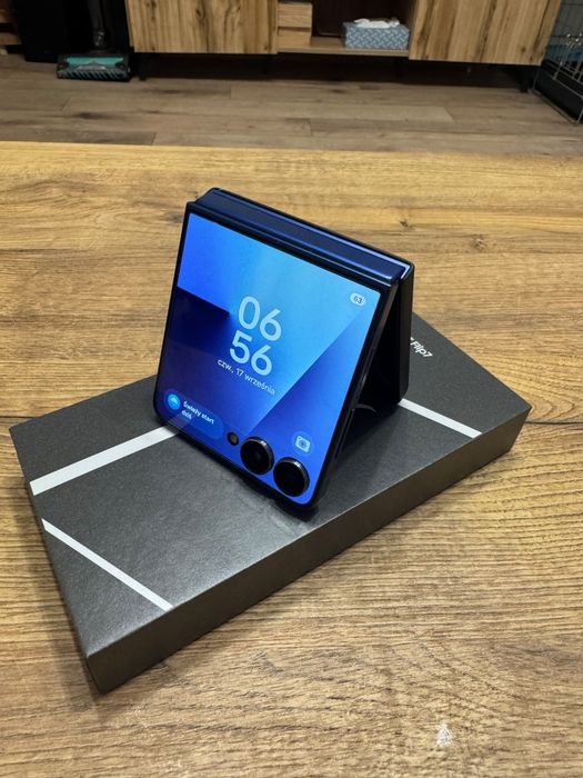 Samsung Z Flip 7 256GB