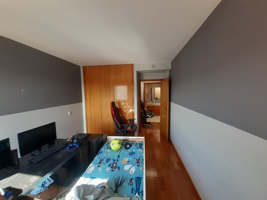 Serviços gerais pladur , pintura, capoto , remodelações gerais