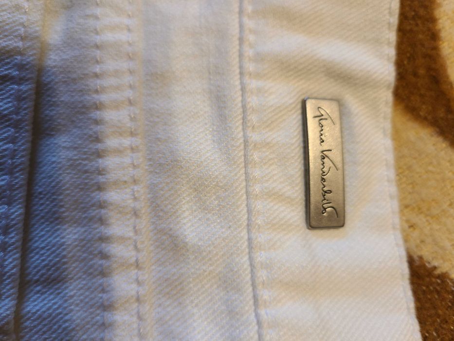 Нові. Жіночі. Stretch Boot Cut Gloria-Vanderbilt Jeans. USA.