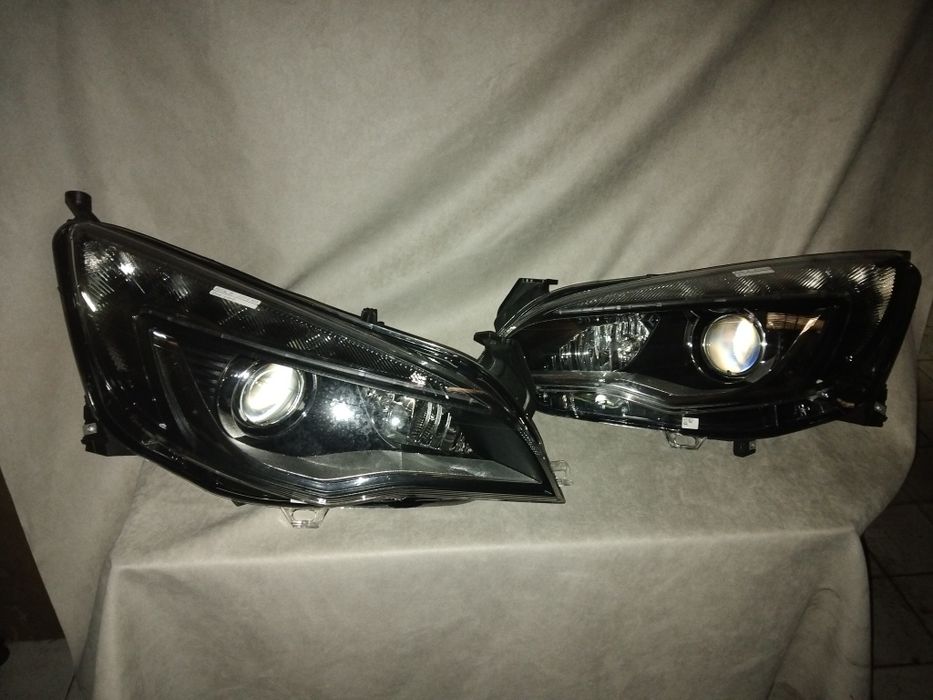 Conjunto de farois astra jota com xenon